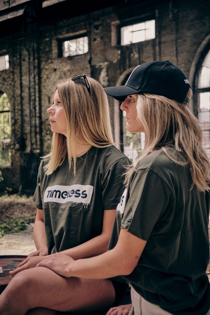 TIMELESS T-shirt Khaki