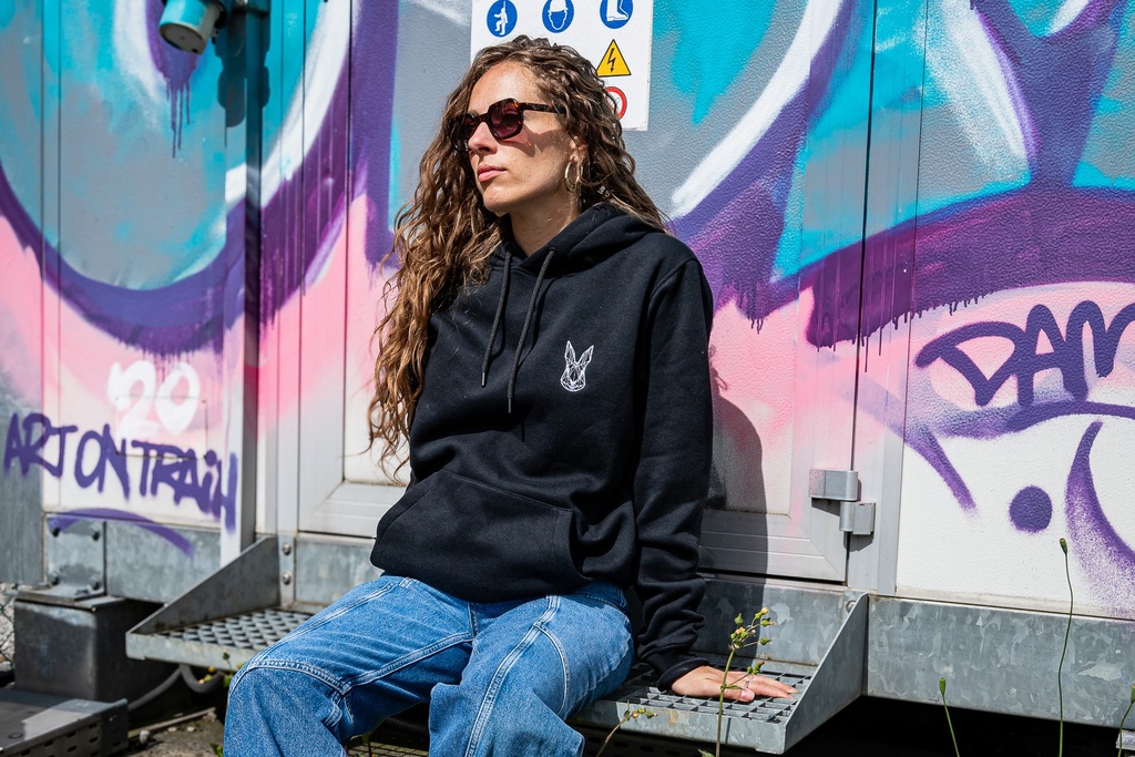 TIMELESS HOODIE - Black